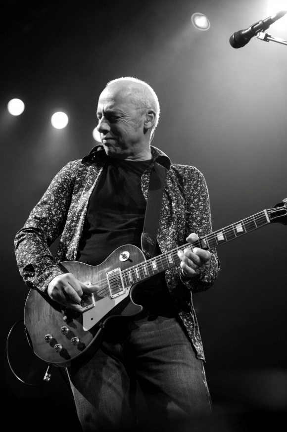 Mark Knopfler va concerta la Sala Palatului din Bucuresti