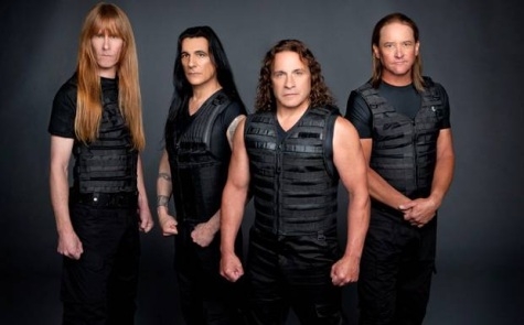 MANOWAR canta maine in platoul 'TV Total' Germania