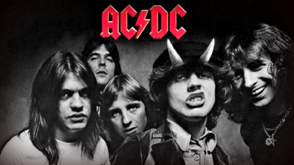 (2) Tribut_ACDC_cu_THE_ROCK_la_Ha_Y8739AKA.jpg