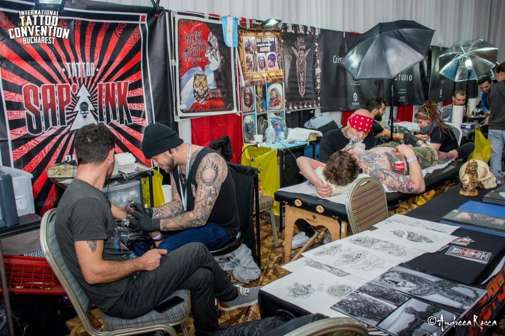 (2) InternationalTattooConvention..._SyGOZ7JjFs.jpg