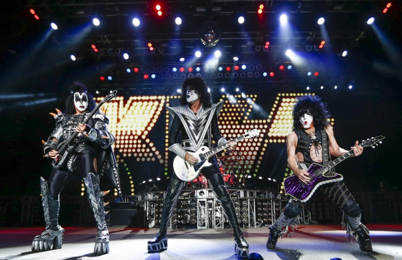 (2)concert-kiss-whitesnake-si-powerwolf-la-bucuresti-in-cadrul-rock-the-city-2022_98a3c1.jpg