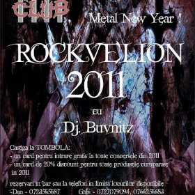 Petrecere de Revelion in club Cage