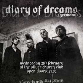 Tiarra canta in deschiderea concertului Diary of Dreams din club The Silver Church