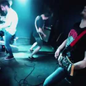 Diamonds Are Forever lanseaza un nou videoclip