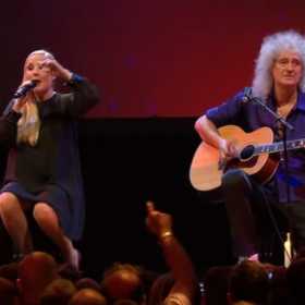 Mai putin de o luna pana la concertul Brian May si Kerry Ellis