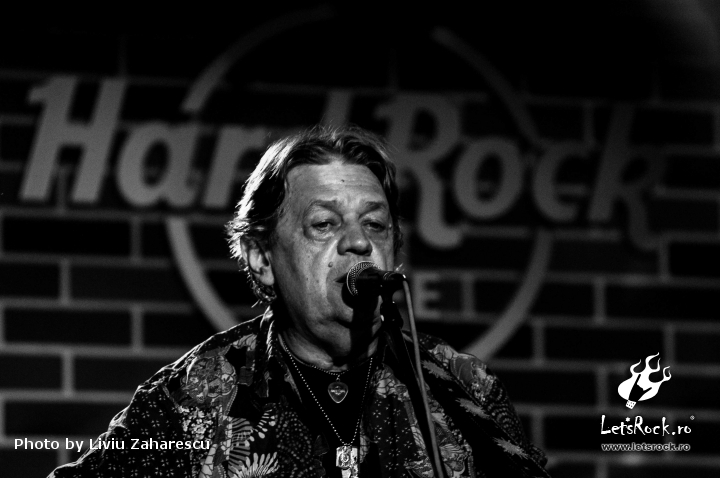 Galerie Foto Pasarea Colibri in Hard Rock Cafe, 26.04.2012