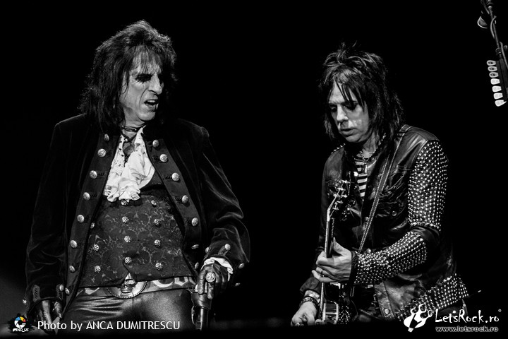 Hollywood Vampires