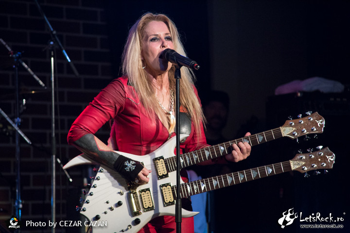 Lita Ford, Hard Rock Cafe