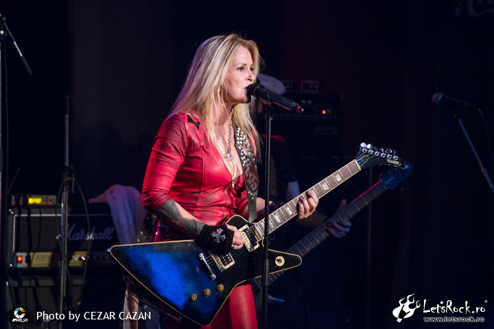 Lita Ford, Hard Rock Cafe