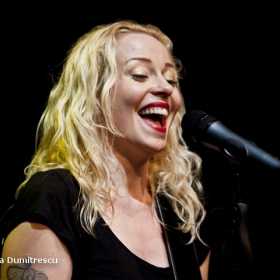 Galerie foto Anneke van Giersbergen in Silver Church, 22 aprilie 2012