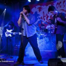 Galerie foto White Walls, Monarchy si Axial Lead in Ageless Club, 26 mai 2012