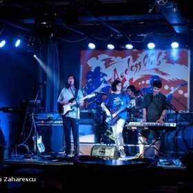 Galerie Foto QuantiQ si Blue Pulse in Ageless Club, 17.08.2012