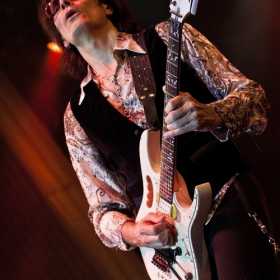 Steve Vai & Evolution Tempo Orchestra