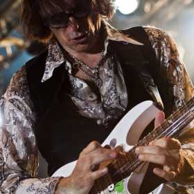 Steve Vai & Evolution Tempo Orchestra