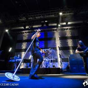 Dream Theater, Arenele Romane