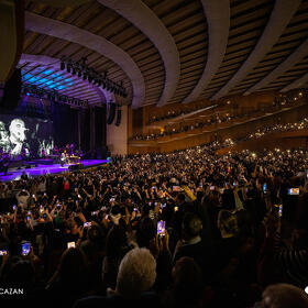 Eros Ramazzotti, Sala Palatului