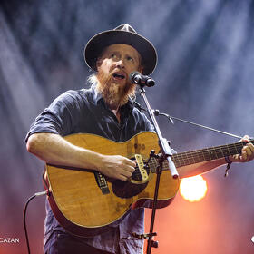 Stu Larsen, Arenele Romane