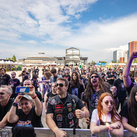 Public, Metalhead Meeting