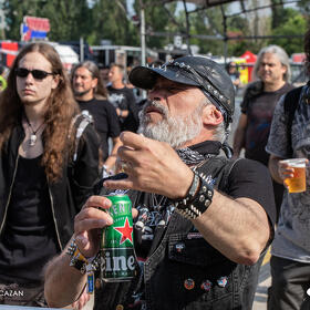 Public, Metalhead Meeting