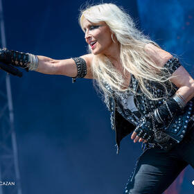 Doro, Tons of Rock